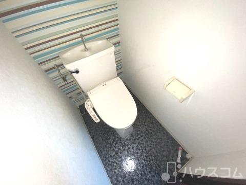 トイレ　壁紙が可愛いトイレットです＾＾