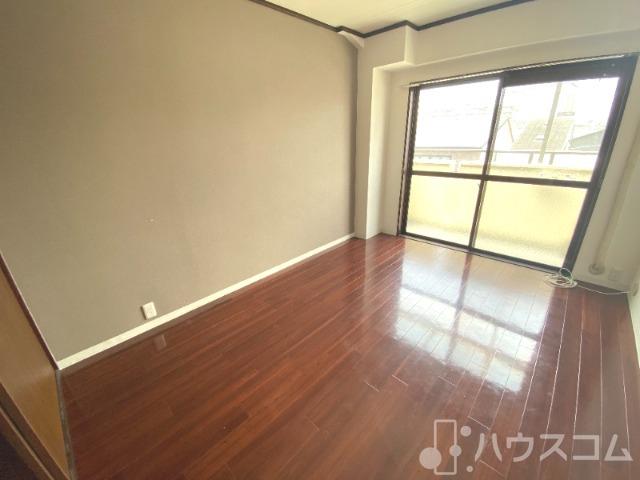 その他部屋・スペース　心地よい光が入るこちらのお部屋は寝室にピッタリ！！