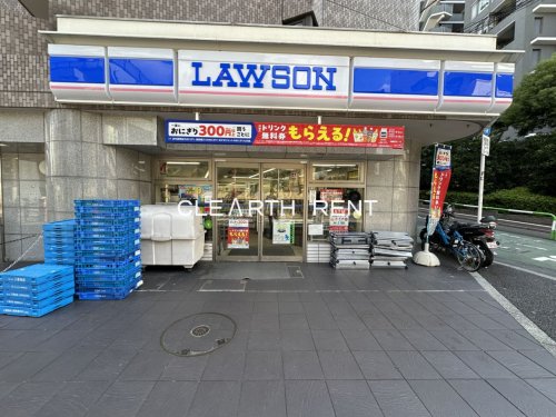コンビニ　ローソン 北新宿一丁目店（コンビニ）まで623m