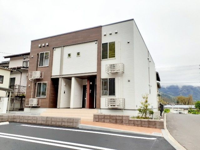 コリーナB
