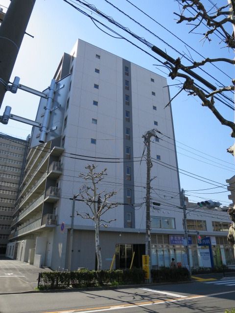 建物外観　１０階建のマンション