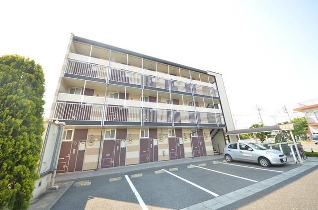 駐車場　☆入り口はこちらですよ☆