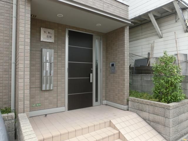 エントランス　オートロック完備