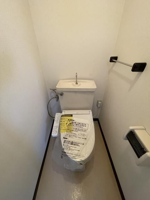 トイレ　ゆったりとした空間のトイレです