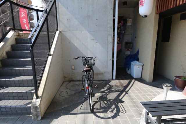 阪急宝塚線 岡町駅 徒歩15分 3階建 築38年の外観写真