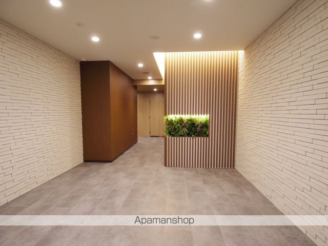 ＪＲ中央線 武蔵境駅 徒歩2分 12階建 築7年の外観写真