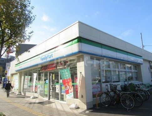 コンビニ　ファミリーマート千葉弁天二丁目店（コンビニ）まで440m