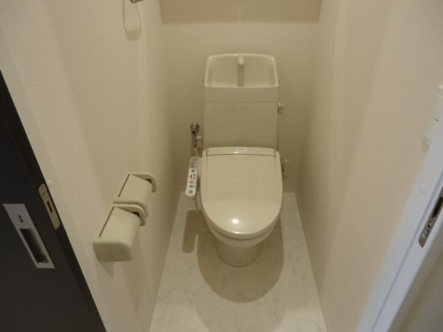 トイレ　シャワー付トイレ