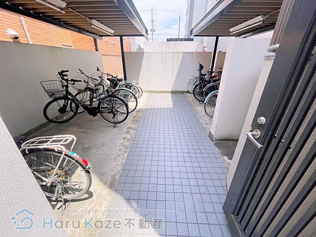 地下鉄桜通線 野並駅 徒歩5分 5階建 築36年の外観写真