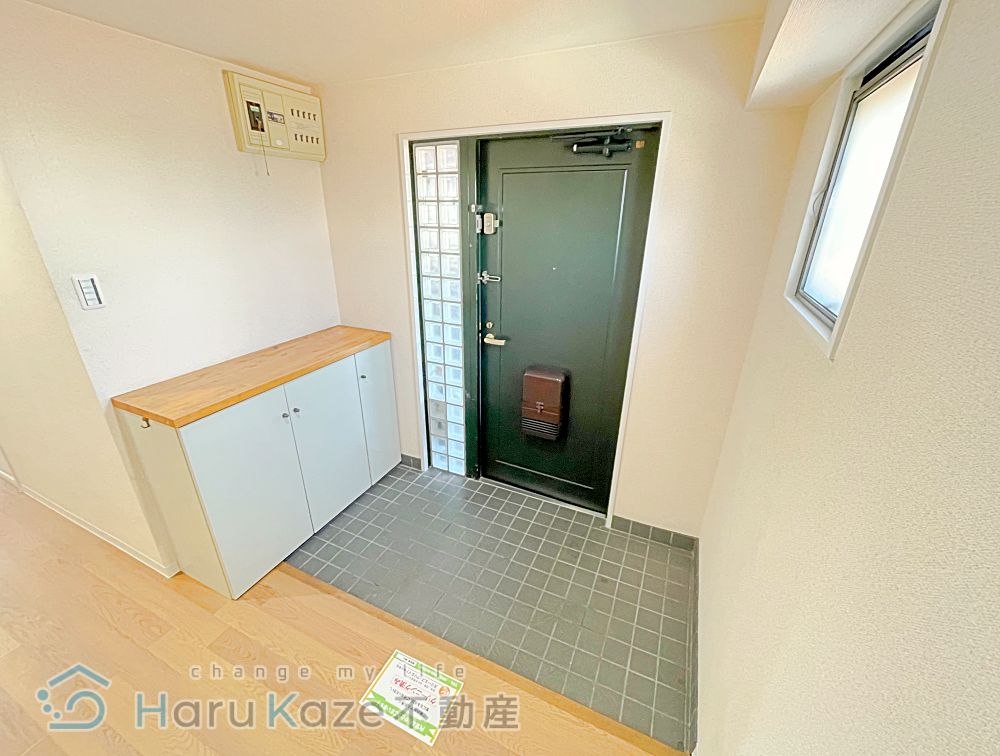 地下鉄桜通線 野並駅 徒歩5分 5階建 築36年の玄関写真