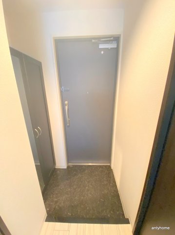 レオンコンフォート新梅田の玄関写真