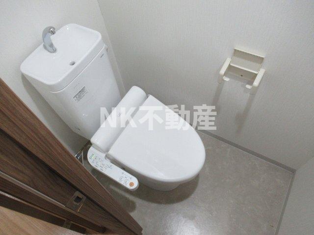 トイレ　落ち着いたトイレです