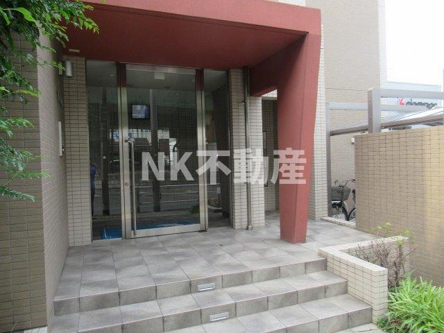 エントランス　建物の内部です