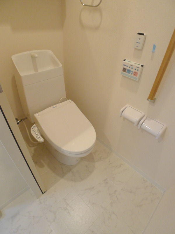 名鉄名古屋本線 金山駅 徒歩5分 6階建 築7年のトイレ写真