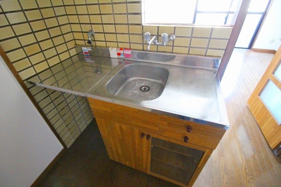 キッチン　※別部屋の写真です