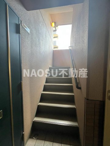 ロビー　落ち着いたロビーです