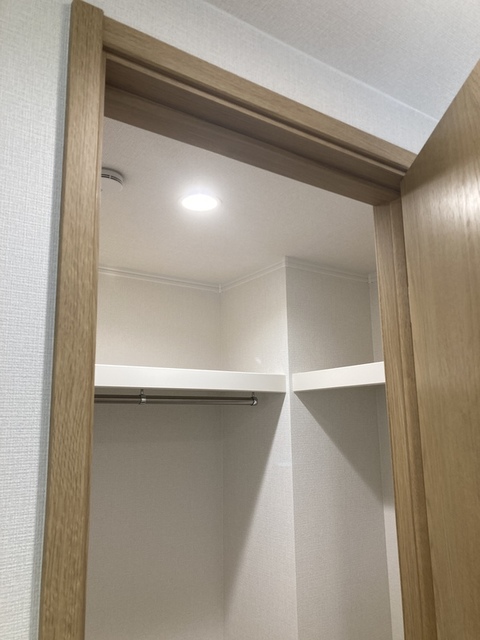 収納　ウォークインクローゼット