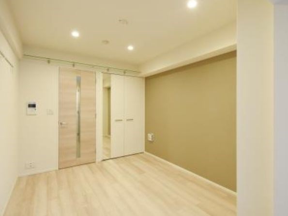 居室・リビング　別号室参考写真
