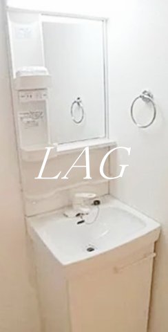 洗面設備　独立洗面台です。