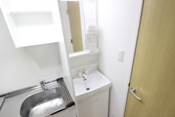 洗面設備　※別部屋の写真です