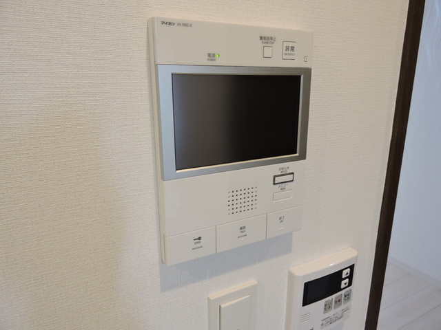 セキュリティ　ＴＶインターフォン　３０２