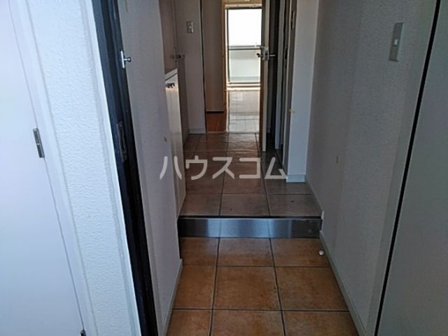 アクアライブラの玄関写真