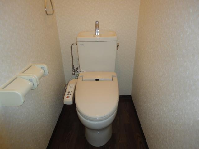 トイレ　シャワー付トイレ