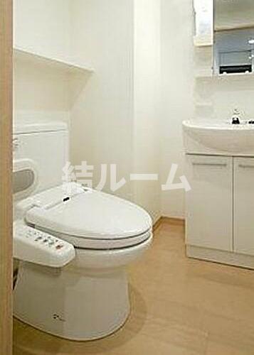 トイレ　別号室参考写真