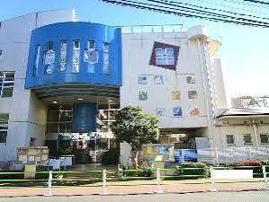 幼稚園・保育園　仲池上保育園（幼稚園・保育園）まで242m