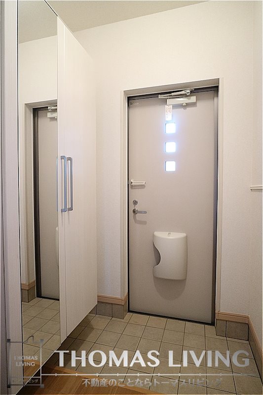 SERENO CASAの玄関写真