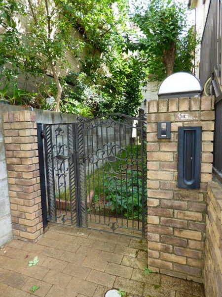 建物外観　大型犬飼育可能