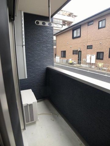 バルコニー　洗濯物を干しやすいバルコニーです