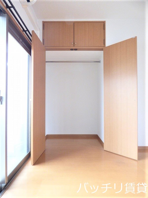 収納　別号室タイプの為、現状を優先致します。