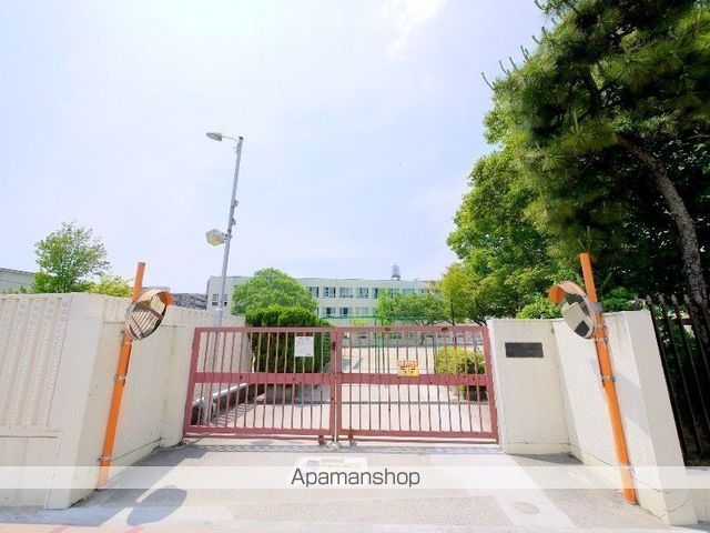 小学校　広路小学校（小学校）まで1155m