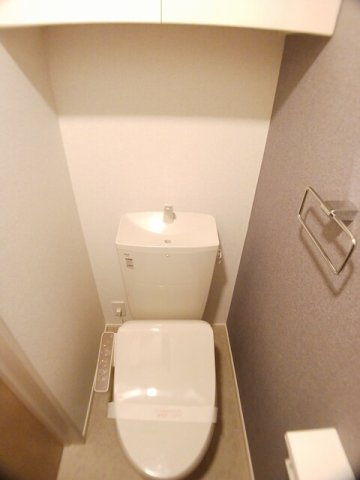 トイレ　落ち着いたトイレです