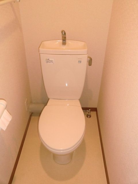 トイレ　洋式のトイレ