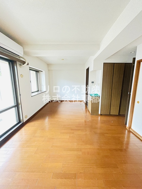 居室・リビング　写真は別部屋参考写真★