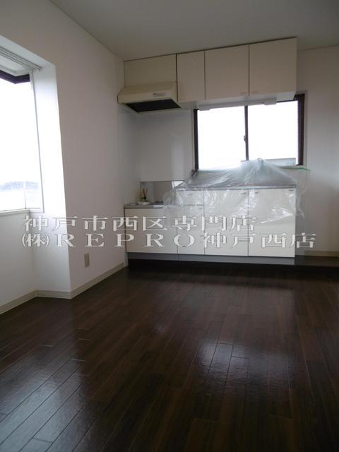 居室・リビング　ＲＥＰＲＯ神戸西店は神戸市西区専門店です