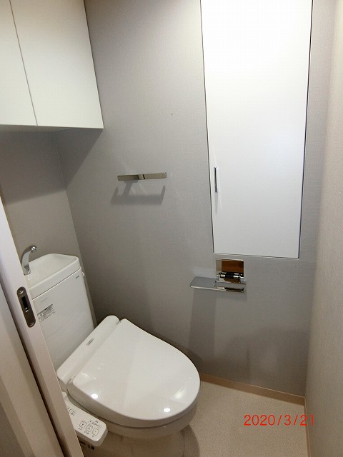 ＪＲ山手線 巣鴨駅 徒歩4分 7階建 築7年のトイレ写真