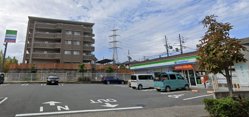 コンビニ　ファミリーマート 精華学研都市店（コンビニ）まで2409m