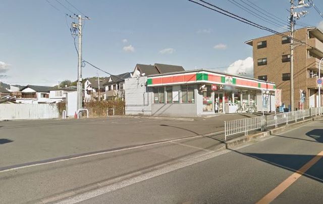 コンビニ　サンクス真上2丁目店（コンビニ）まで290m