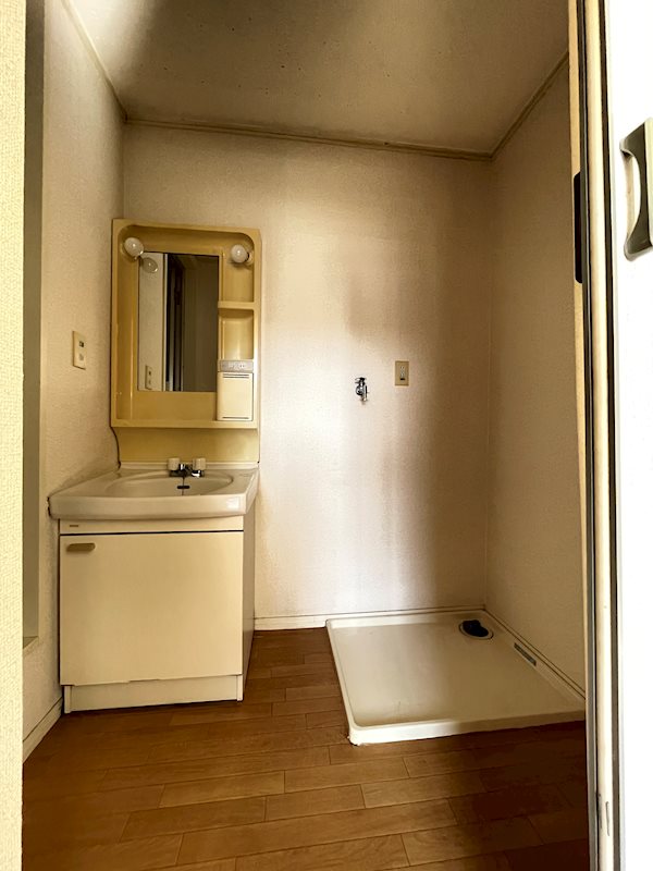 洗面設備　使いやすい洗面所です