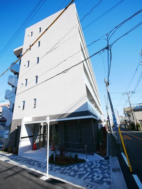大田区南雪谷のマンションの建物外観