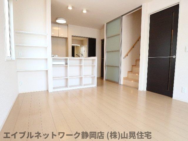 居室・リビング　ゆったりとしたリビングです