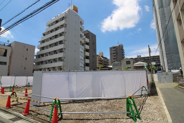 【横浜市鶴見区生麦のマンションの建物外観】