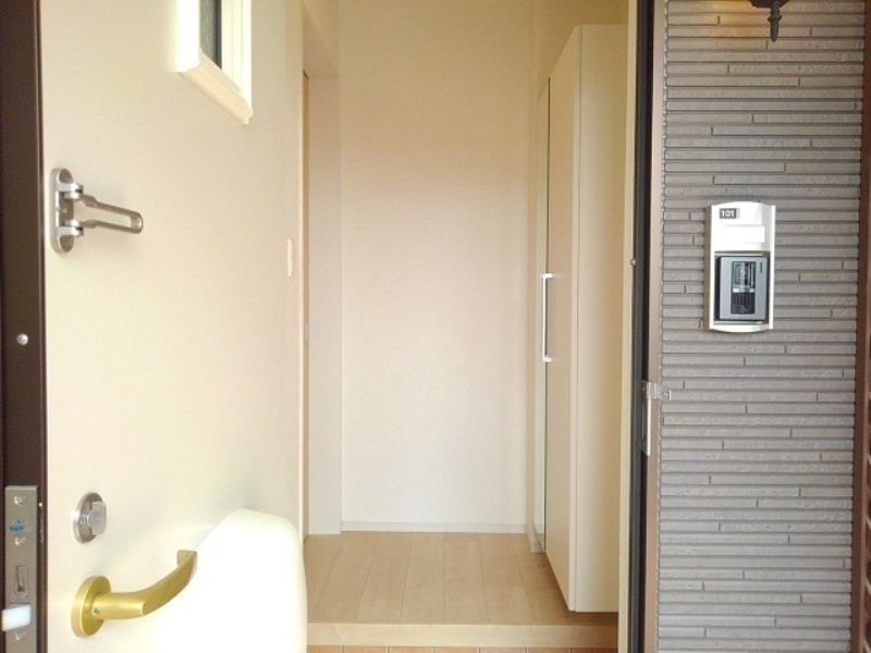 玄関　図面と現状に相違がある場合には現状を優先