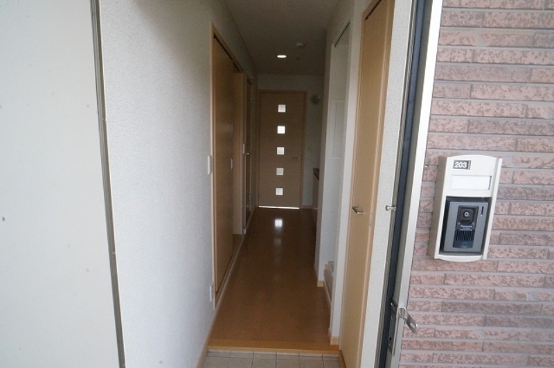 玄関　図面と現状に相違がある場合には現状を優先