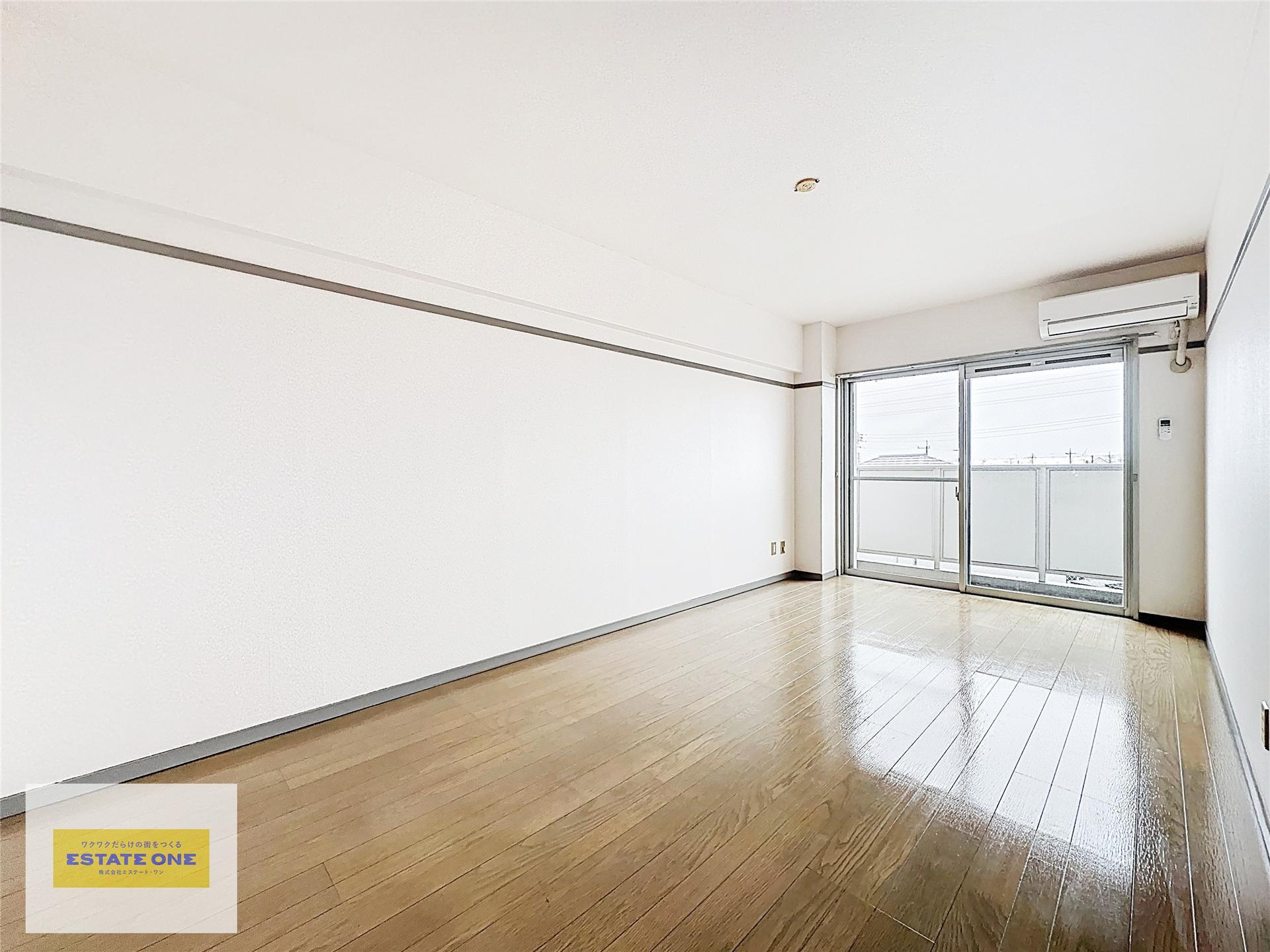 居室・リビング　日当たり良好な室内☆