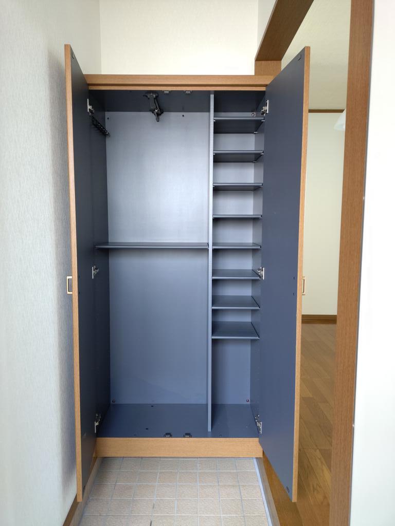 玄関のシューズボックス
