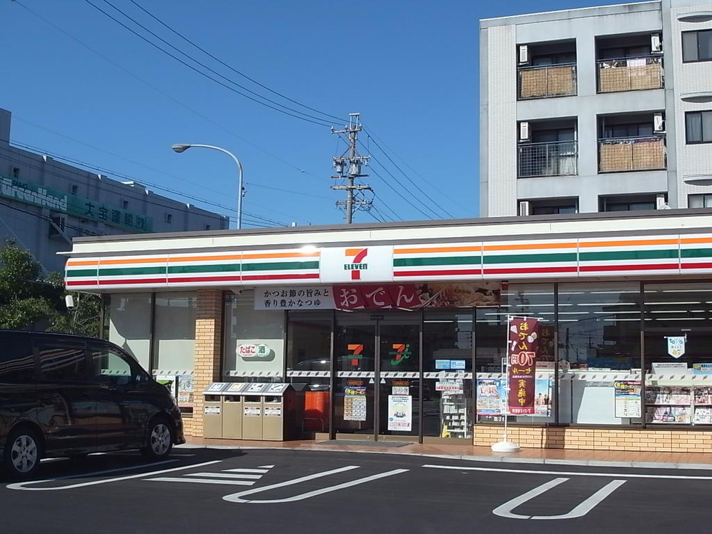 【名古屋市中川区小本本町のアパートのコンビニ】